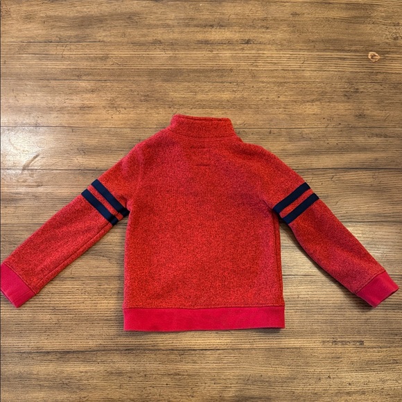 ☀️3 for $10☀️ OshKosh 1/3 Zip Pullover - Picture 3 of 4